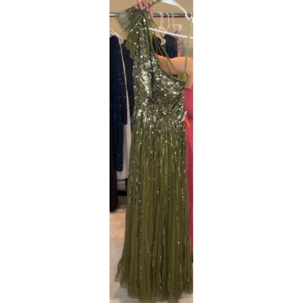 Mac Duggal Dress